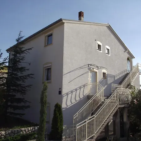 With Parking Space - 15823 Novi Vinodolski