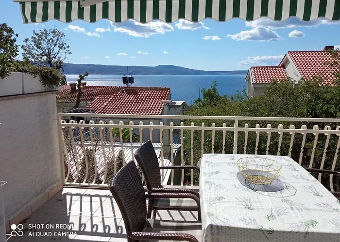 With Parking Space - 15823 נובי ווינודולסקי